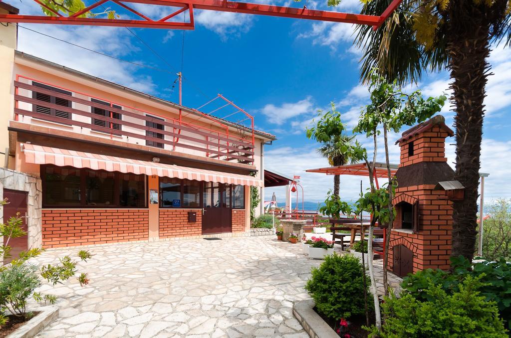 Apartment Zorka Medveja Exterior photo